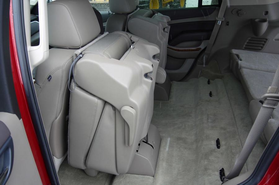  Chevrolet Tahoe 2015 года  (фото 25 из 62)